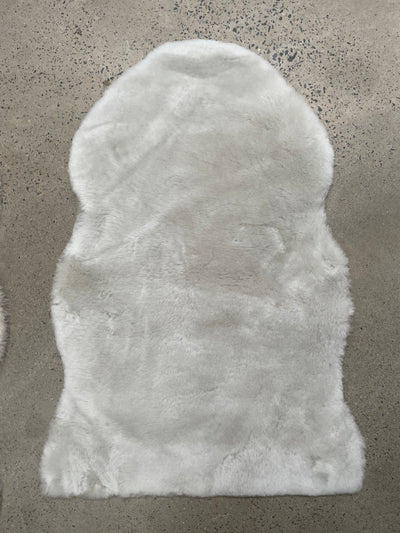 Baby_Care_Sheepskin_Rug_Linen