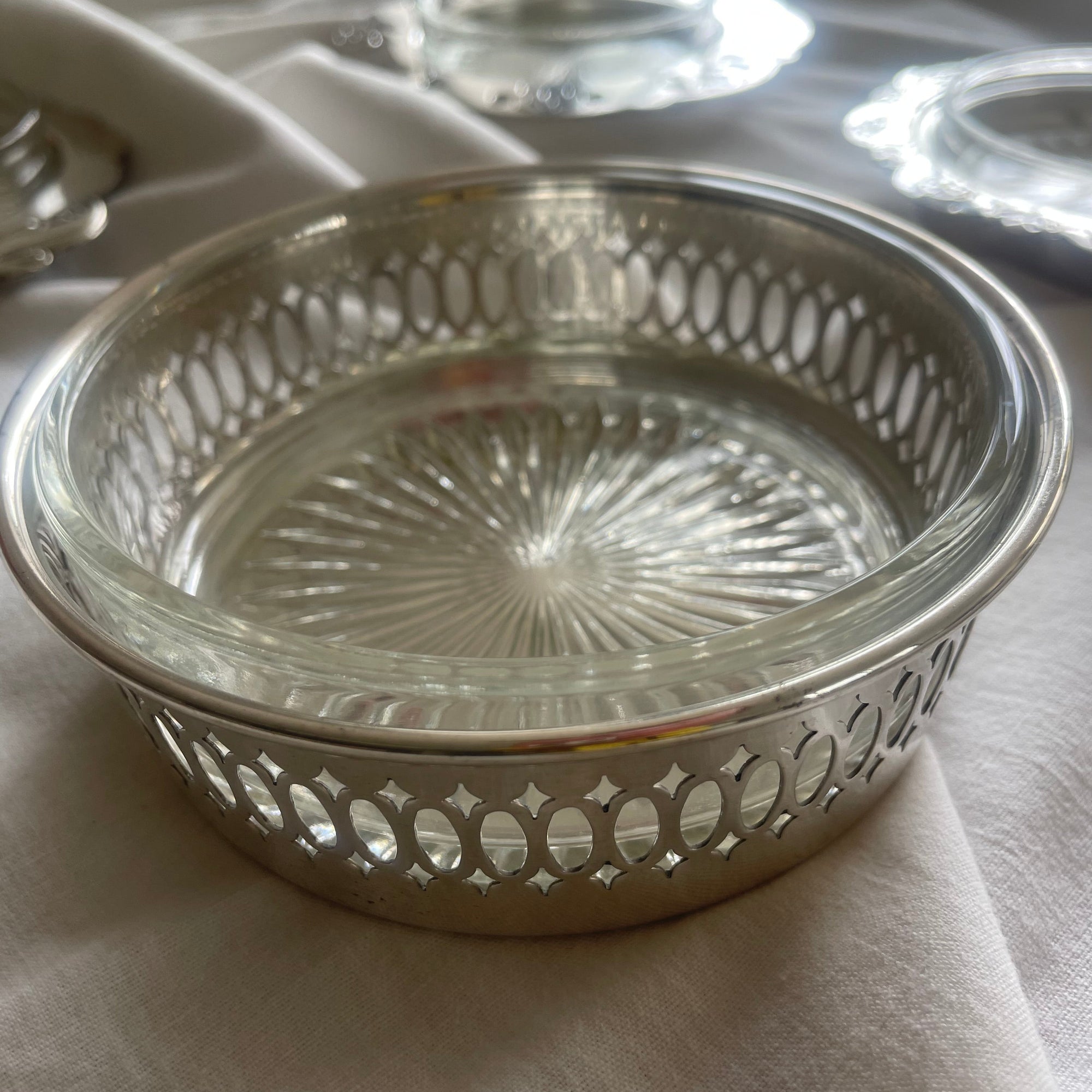 Vintage silver-plated deep dish with glass insert 12 CM