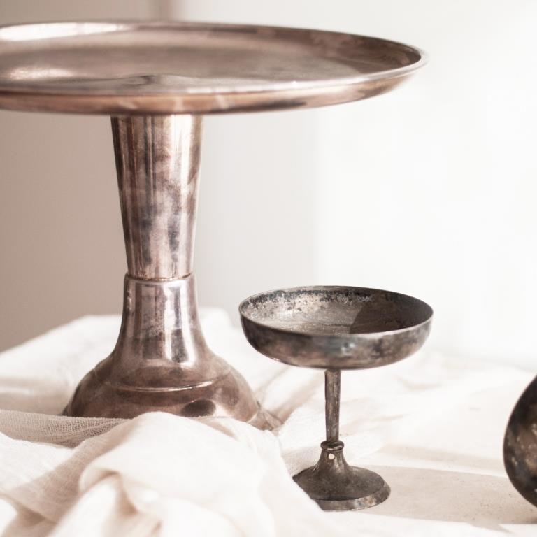 Silver Plated Footed Cake Stand 30 CM D **HIRE ONLY***