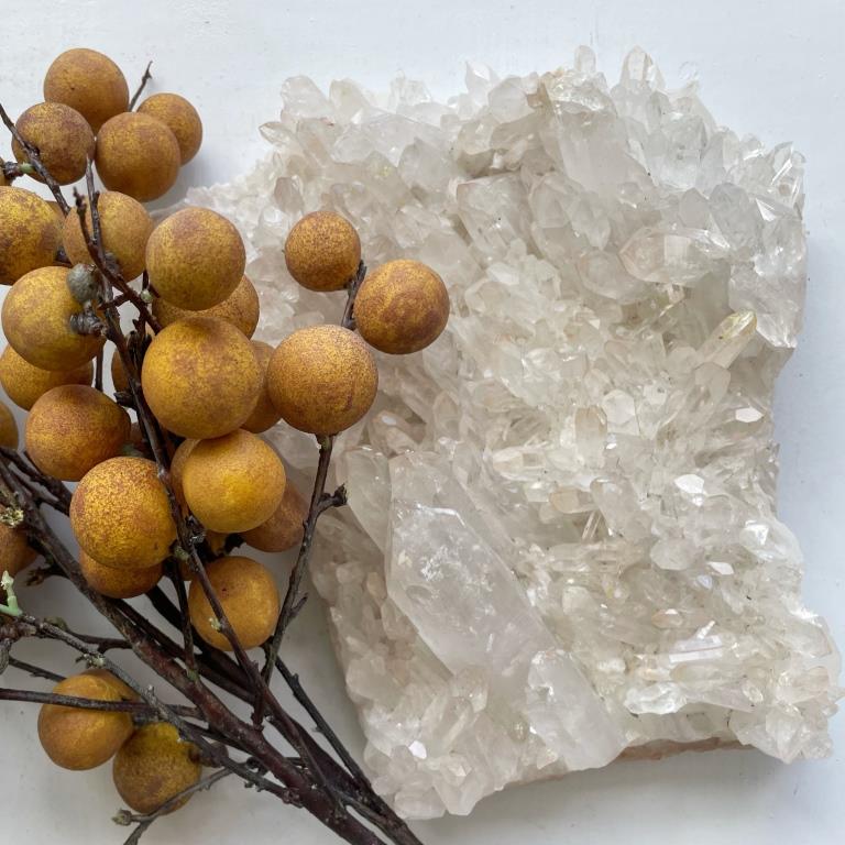 FeaturePieceClearQuartzCluster