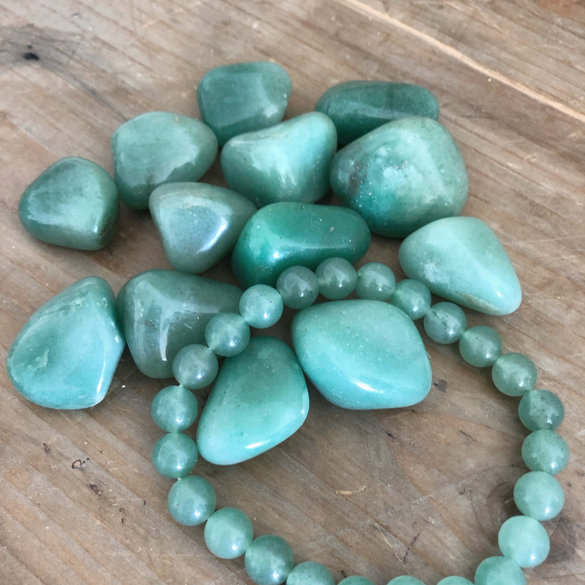 Green Aventurine Tumble Stones
