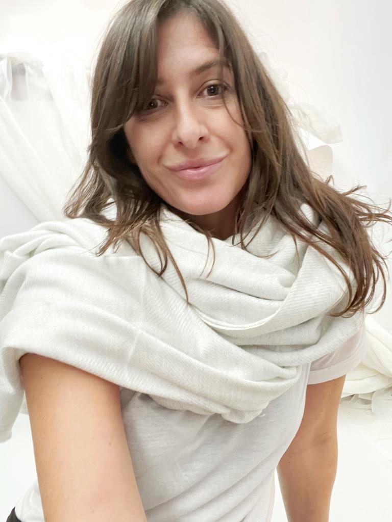 Double Size 100% Cashmere Throw Wrap - Palest Grey Fine Herringbone