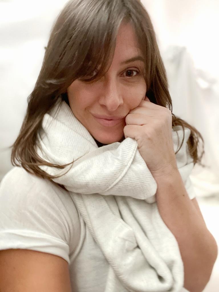 Double Size 100% Cashmere Throw Wrap - Palest Grey Fine Herringbone