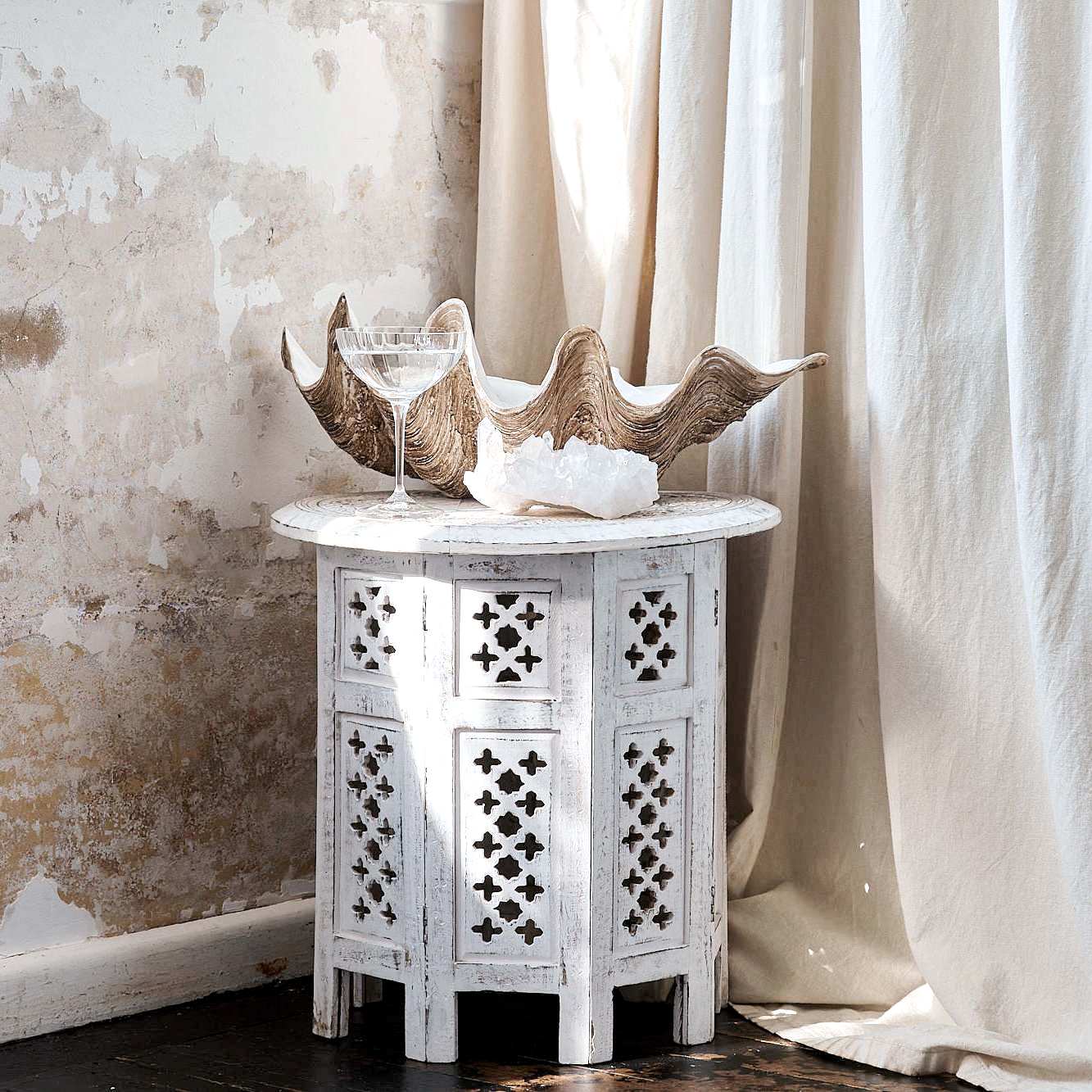 Resin Faux Giant Clamshell Clam 'Natural' 77 CM