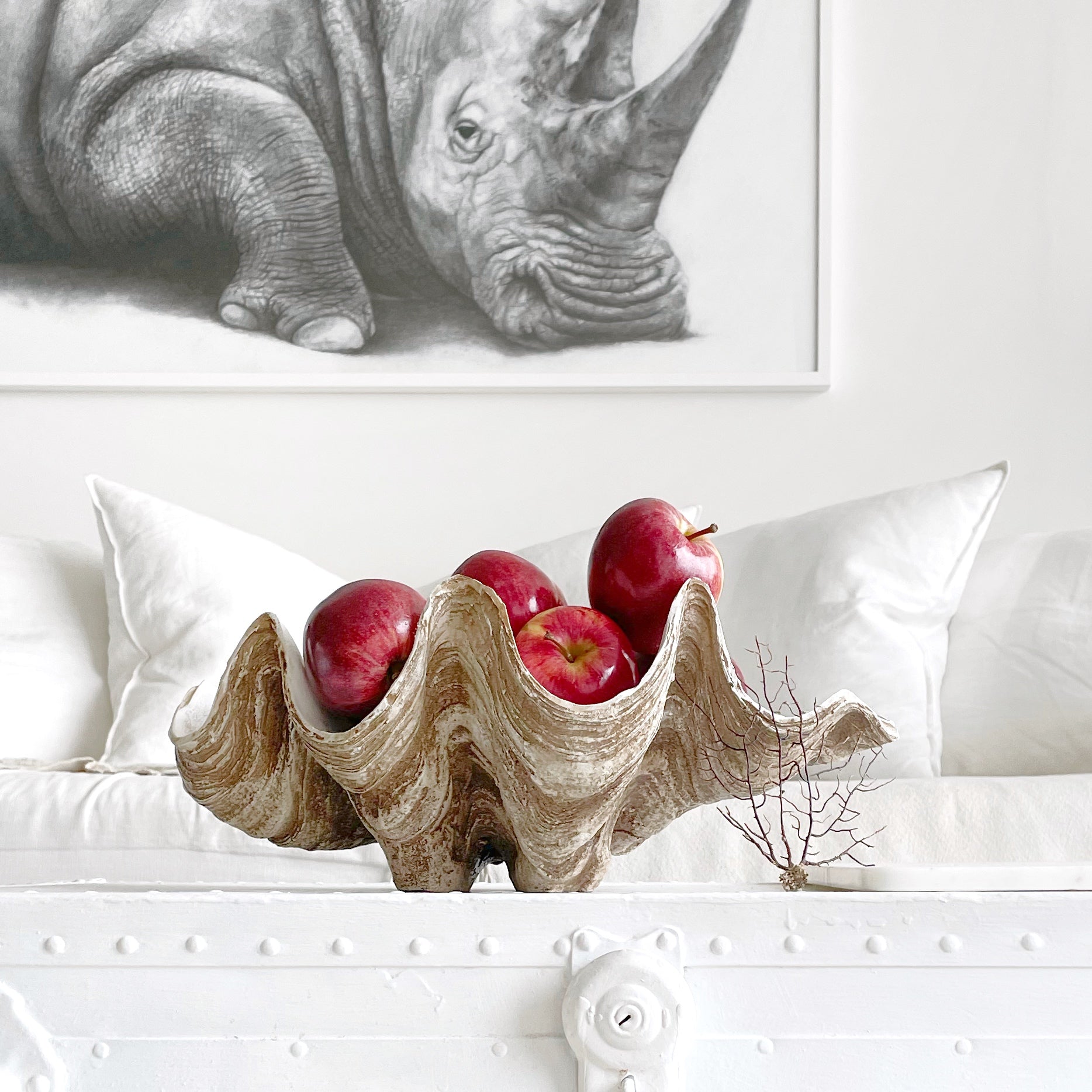 Resin Faux Giant Clamshell Clam 'Natural' 41 CM