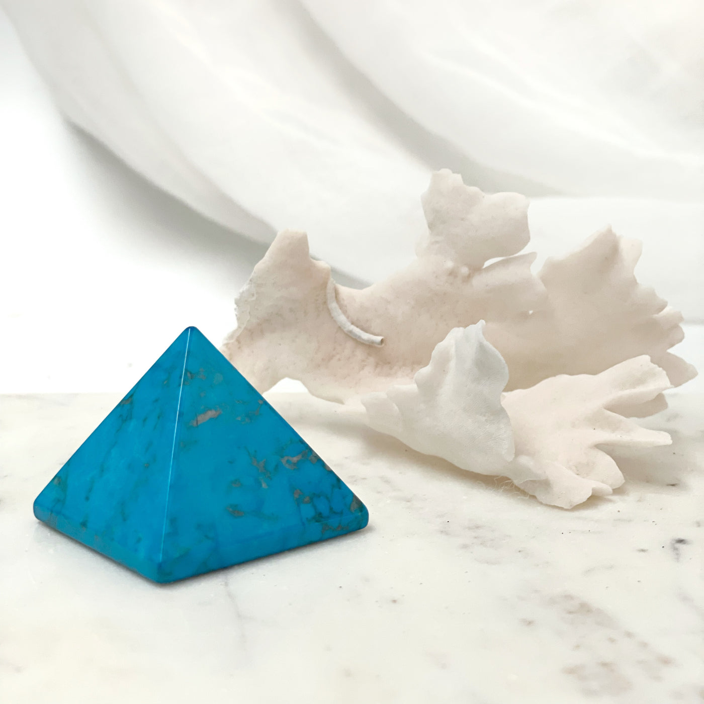 Pyramid Crystal Stones