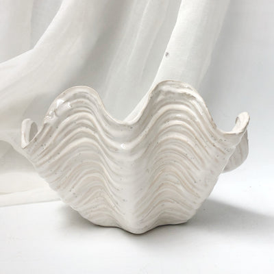 Ceramic Faux Giant Clamshell Clam Decor Sculpture Bowl 24 CM