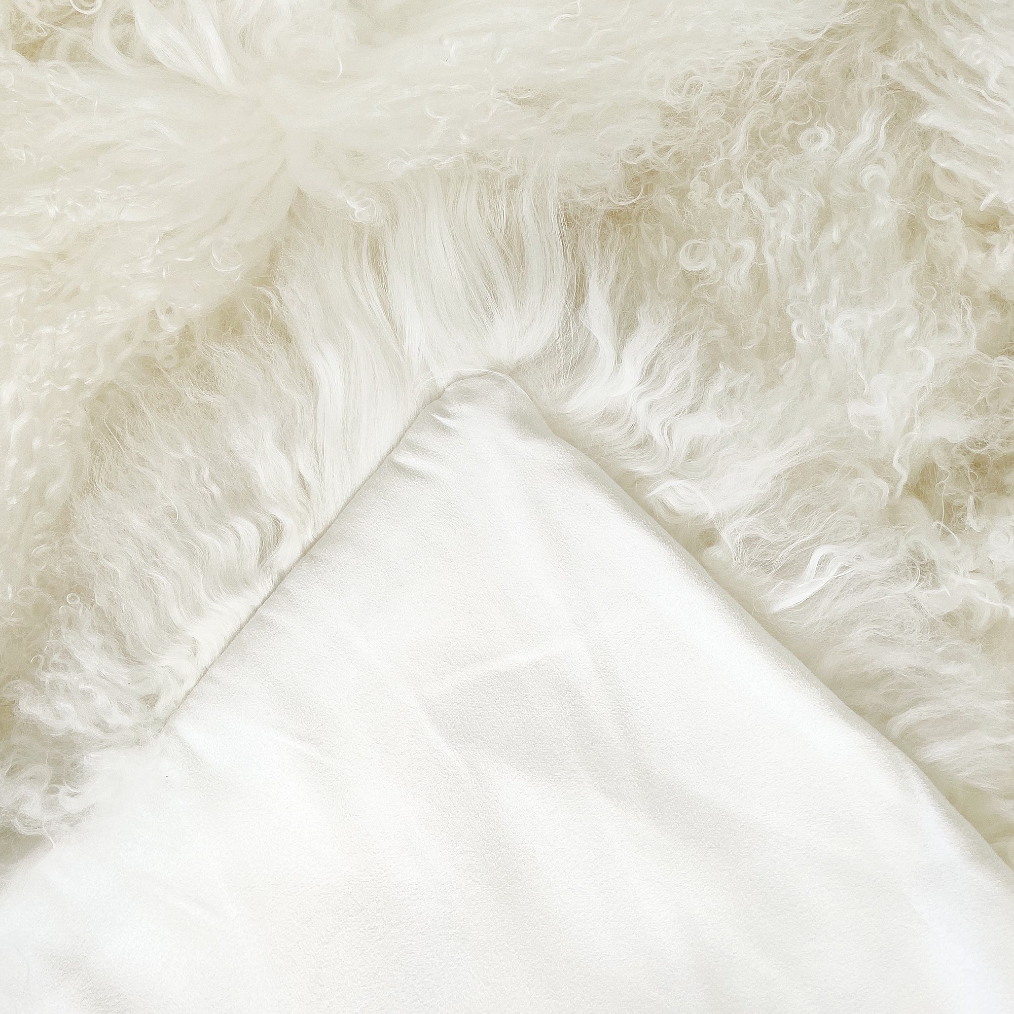 Real Tibetan Fur Mongolian Lambskin Sheepskin Throw Rug Blanket Ivory