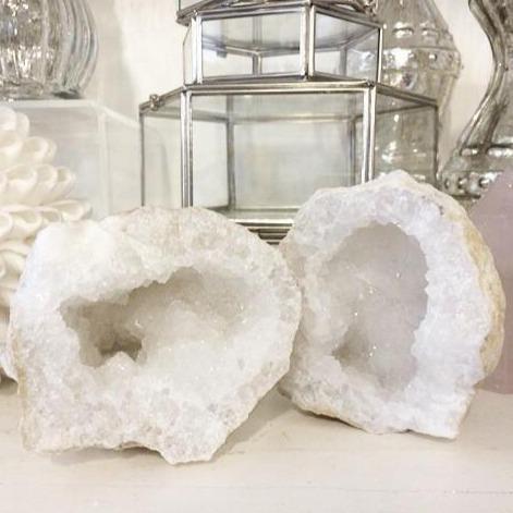 Split Quartz Crystal Mini Geode (Whole)